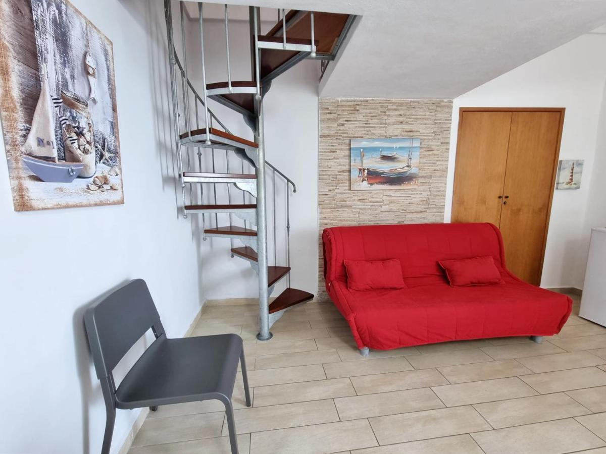 Maridea - La Darsena Lägenhet Ponza Exteriör bild